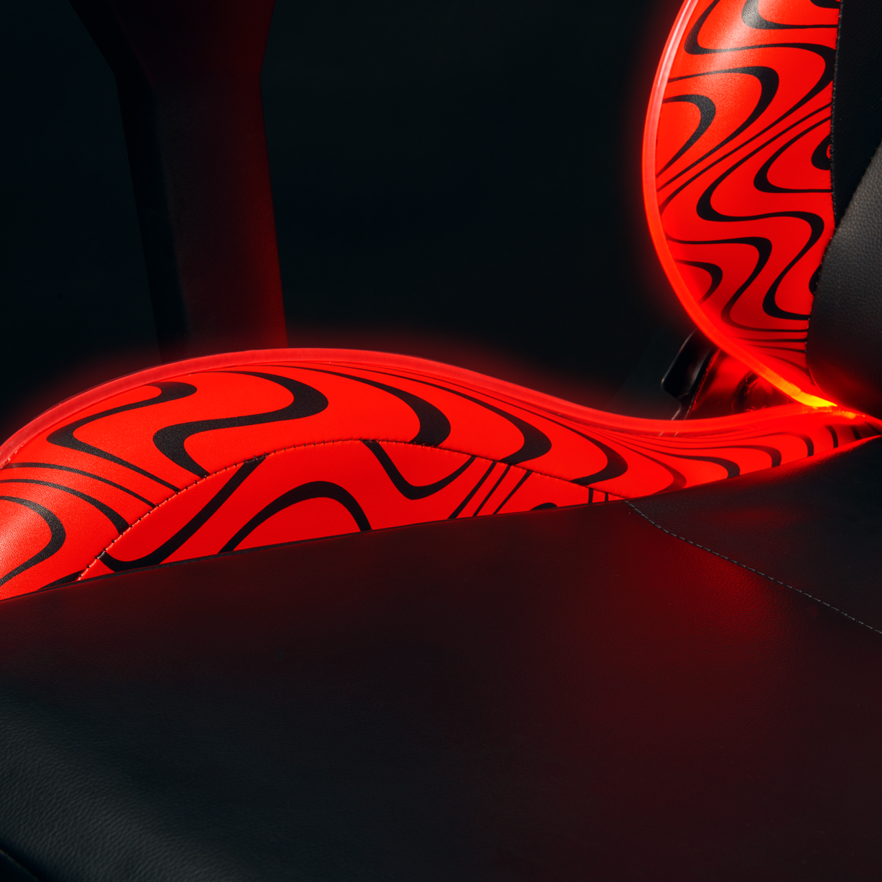 Clutch Gaming chair Pewdiepie LED Edition Throttle Series PEWDIEPIE LED colour red